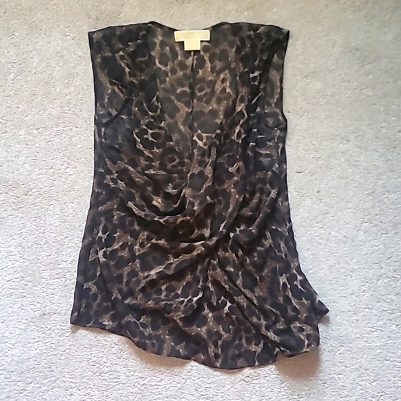 Michael Kors Twist Sleeveless Top - Picture 1 of 3